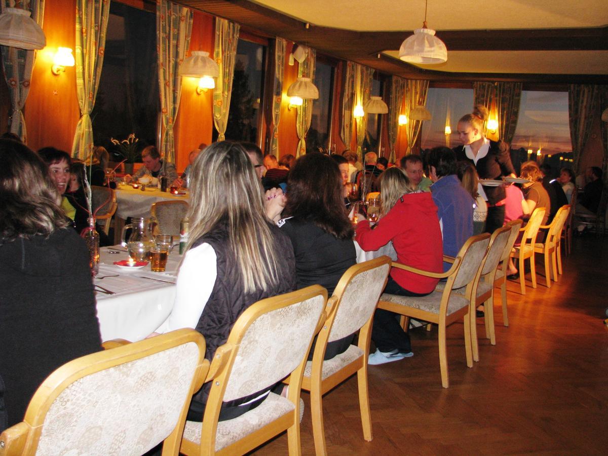 Hotel Alpinum Treffen Ngoại thất bức ảnh