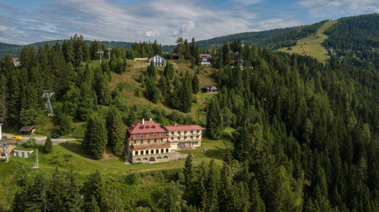 Hotel Alpinum Treffen Ngoại thất bức ảnh
