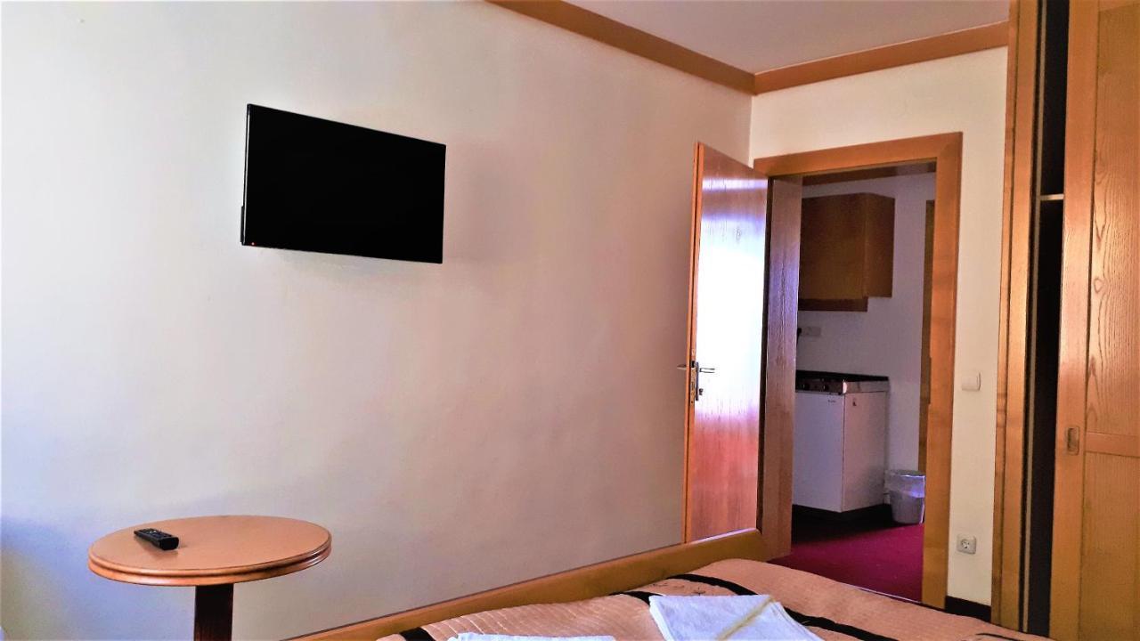 Hotel Alpinum Treffen Ngoại thất bức ảnh